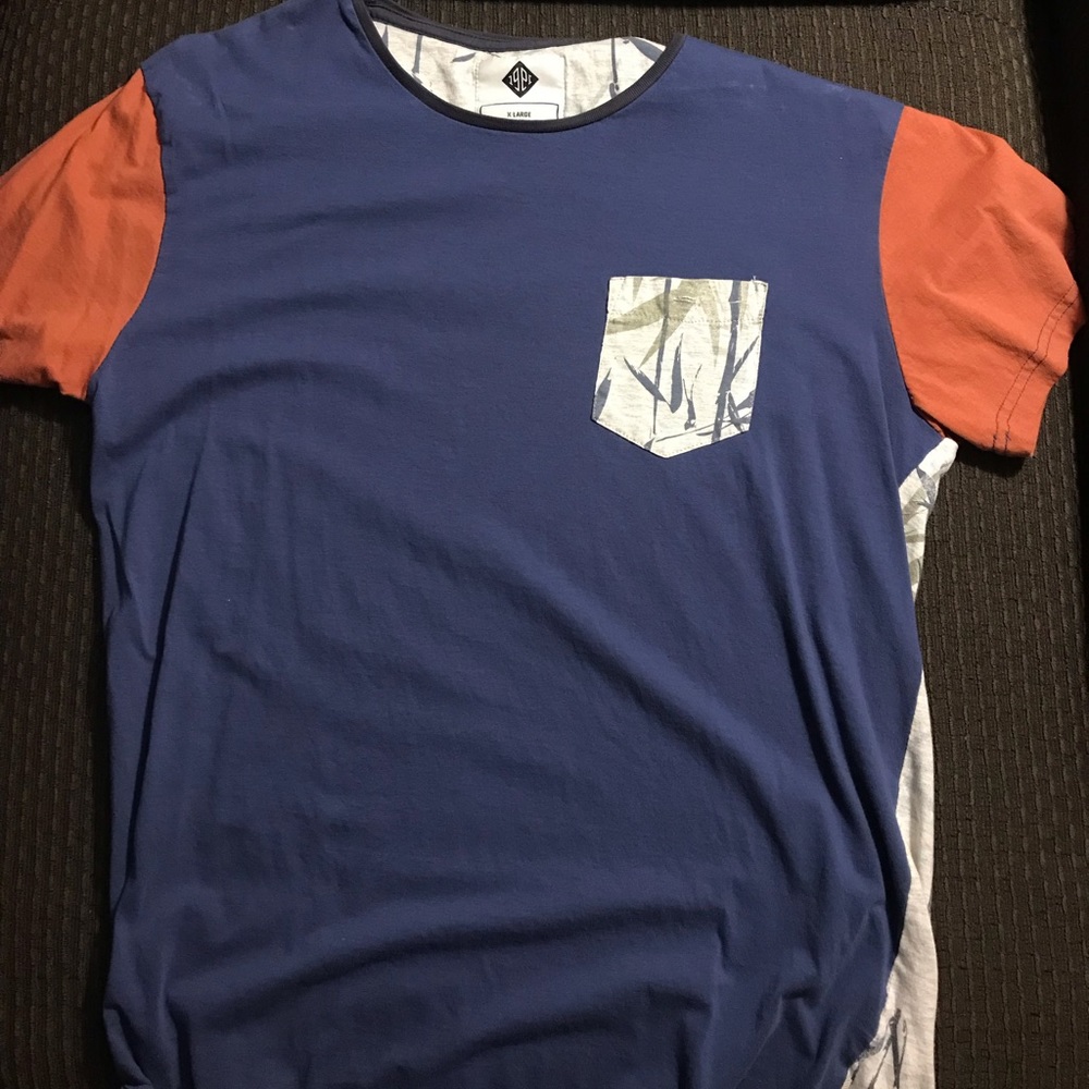 XL Cotton On T-shirt - NEW